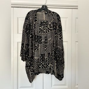 Boho shawl with sleeves